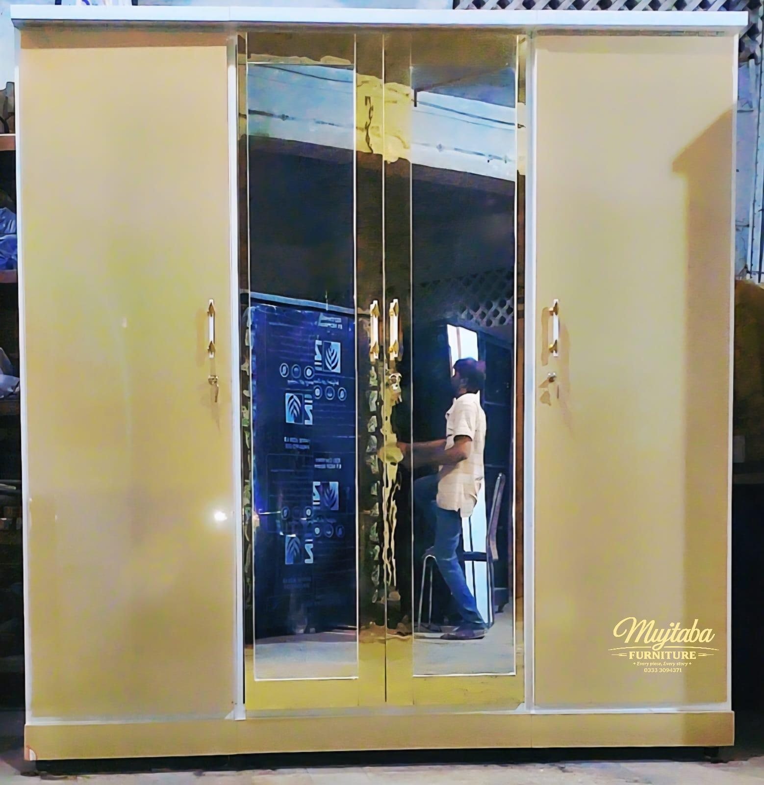 Fitted Mirrored Wardrobes